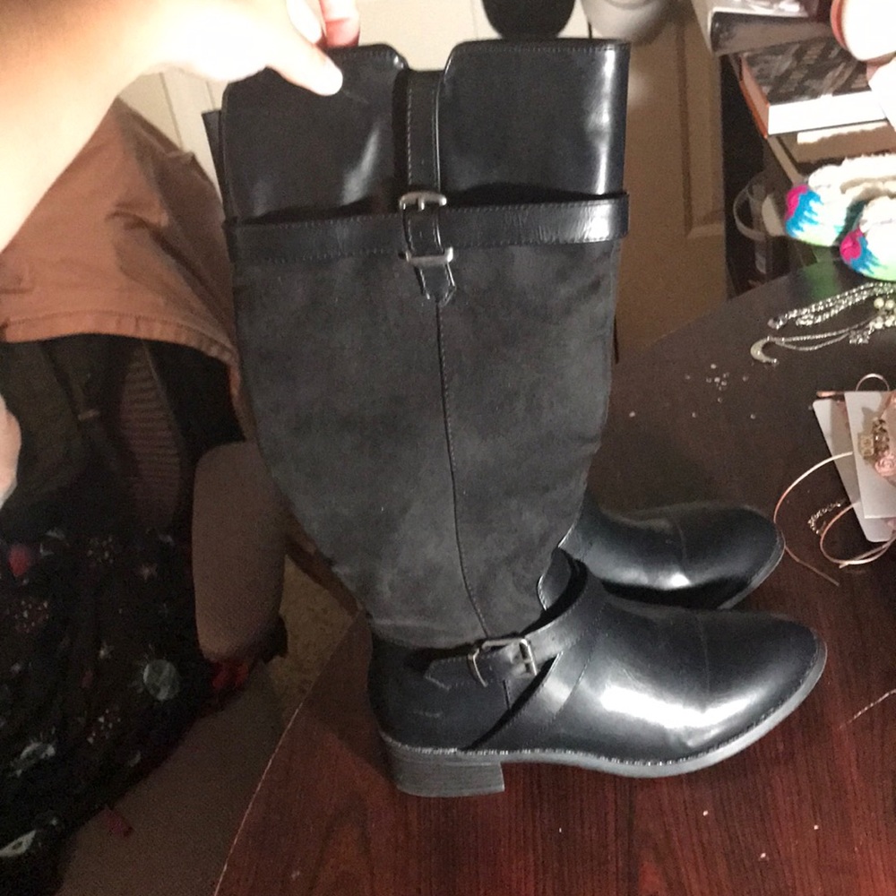 Black Boots